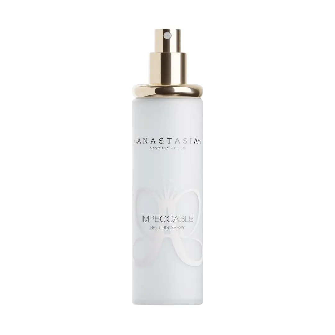 Impeccable Blurring Matte Setting Spray - Image 4