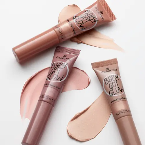 Baby Got Glow Liquid Highlighter 30 Breezy Bronze - Image 3