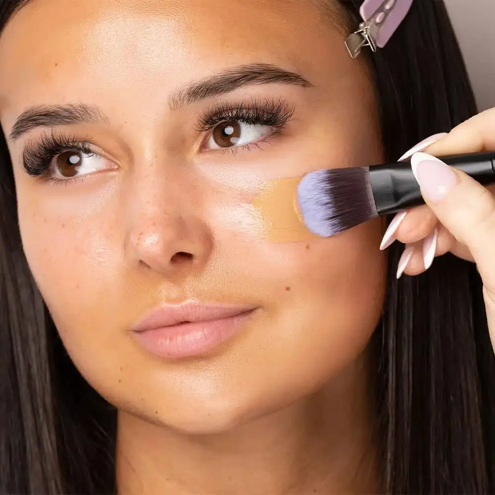No. 1 Foundation Brush - Image 2