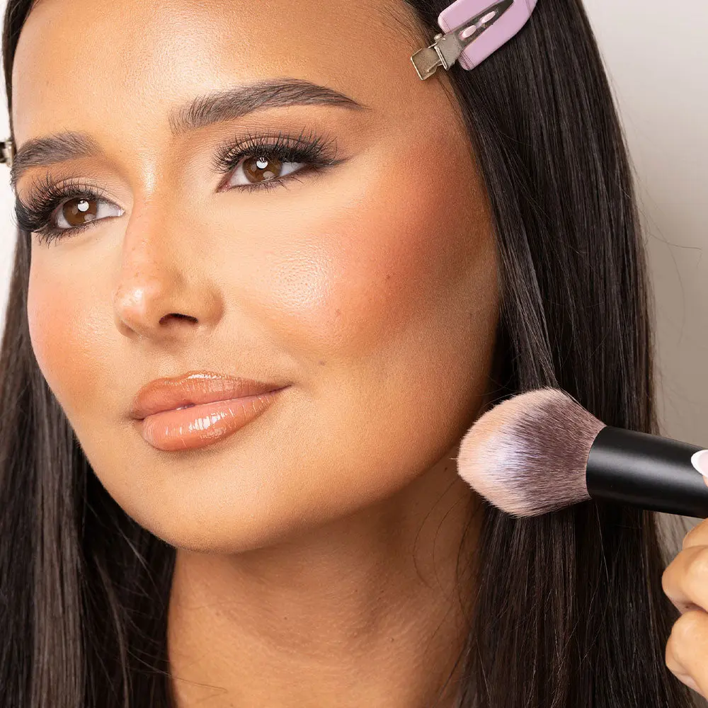 No. 10 Bronzer Brush - Image 3