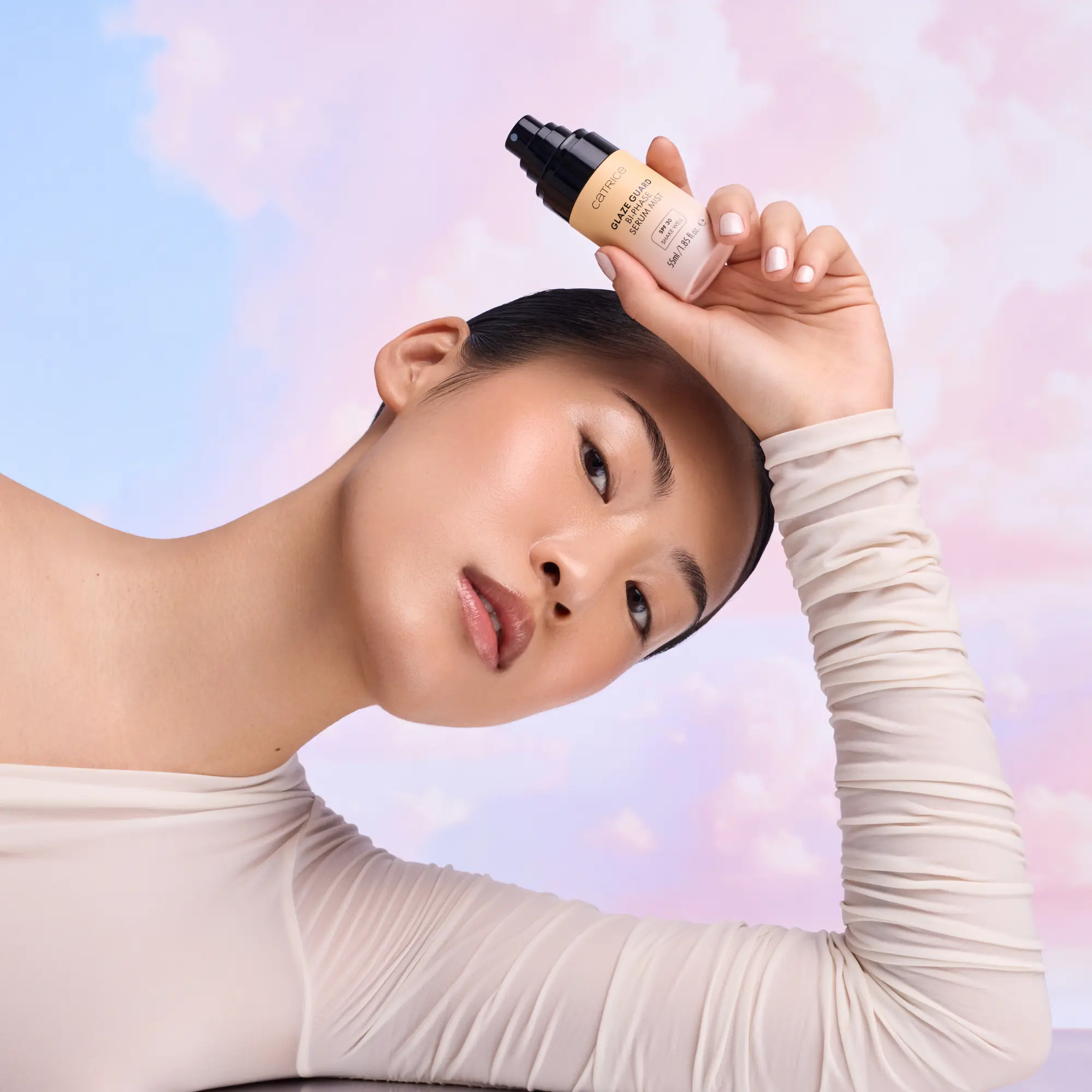Glaze Guard Bi-Phase Serum Mist - Image 3