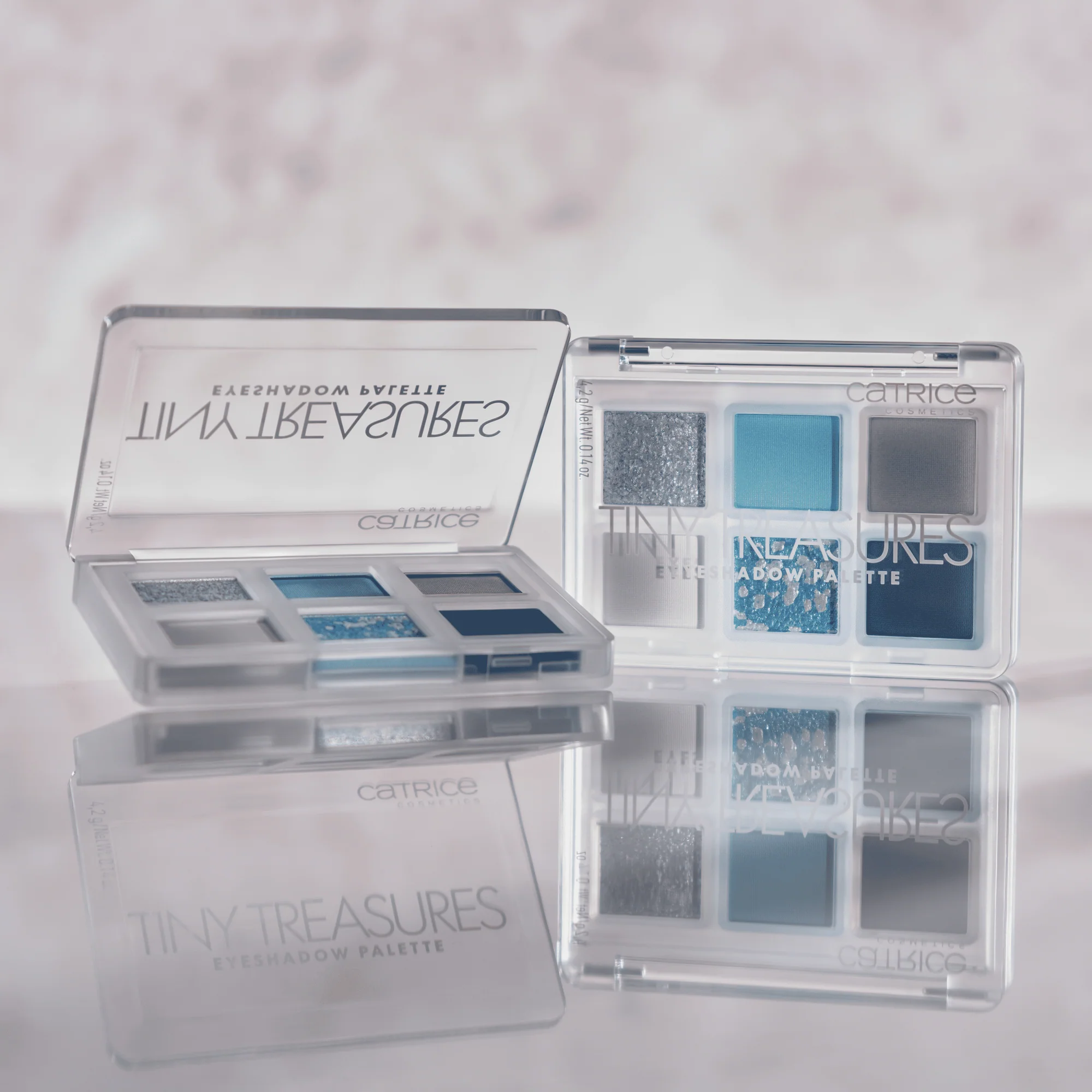Tiny Treasures Eyeshadow Palette 040 Icy Whisper - Image 9