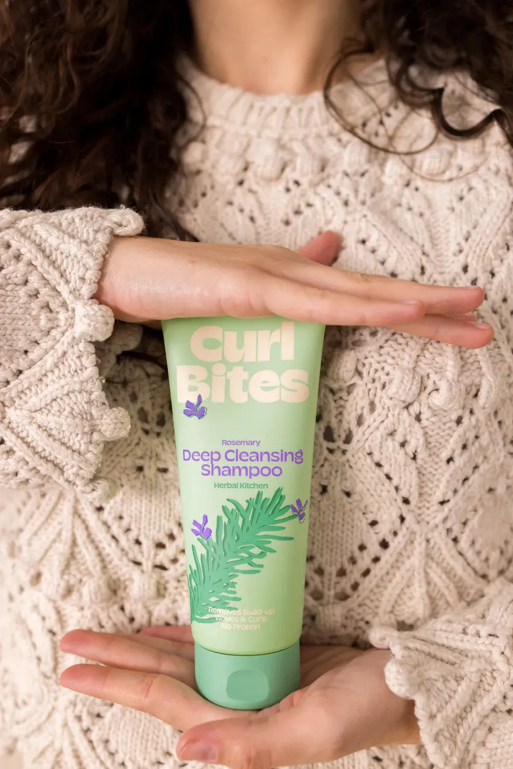 Rosemary Deep Cleansing Shampoo - Image 3