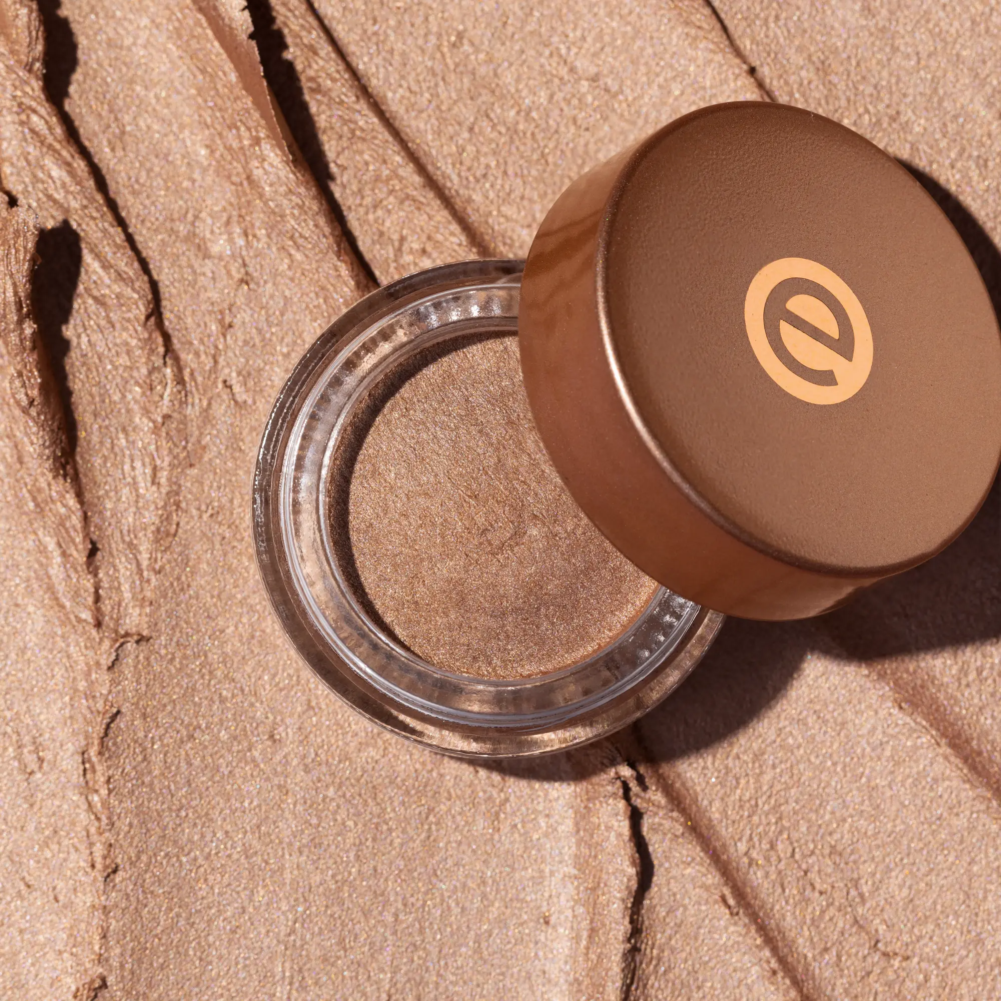 Cream Eyeshadow 02 Pearl - Image 5