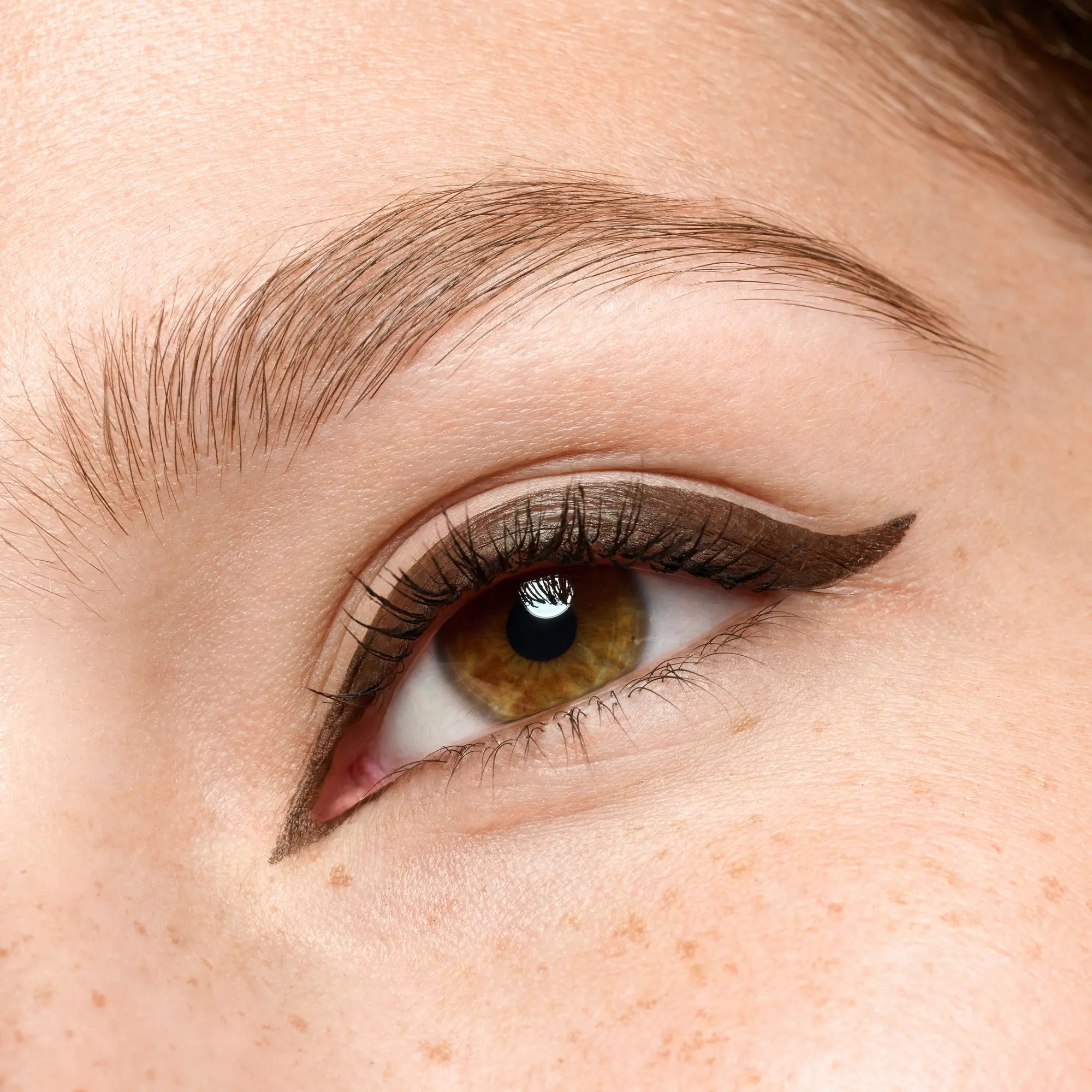 Eyeliner Pen Extra Long Lasting 020 Brown - Image 2