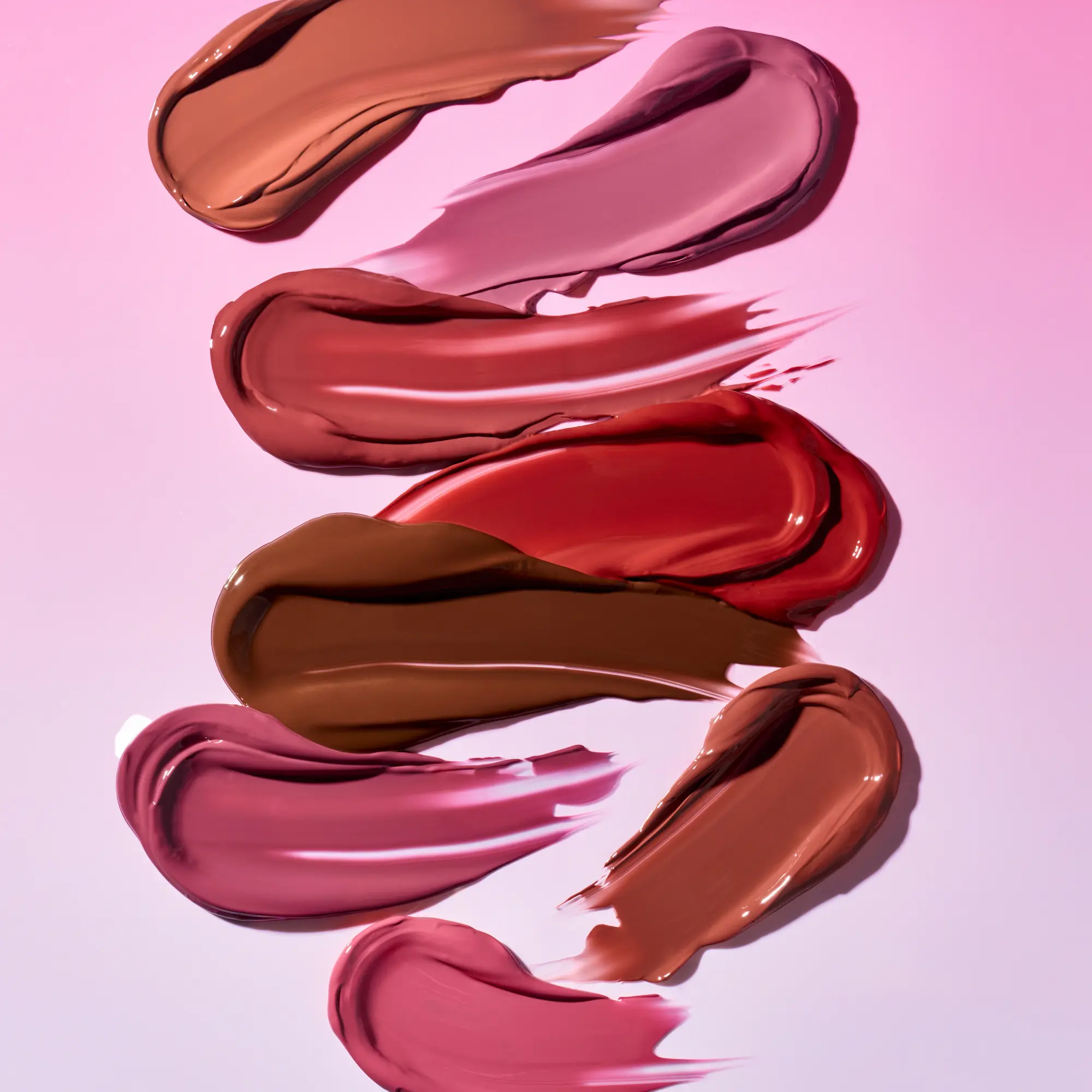 Hydra Kiss Lip Tint 04 Classy Red - Image 5