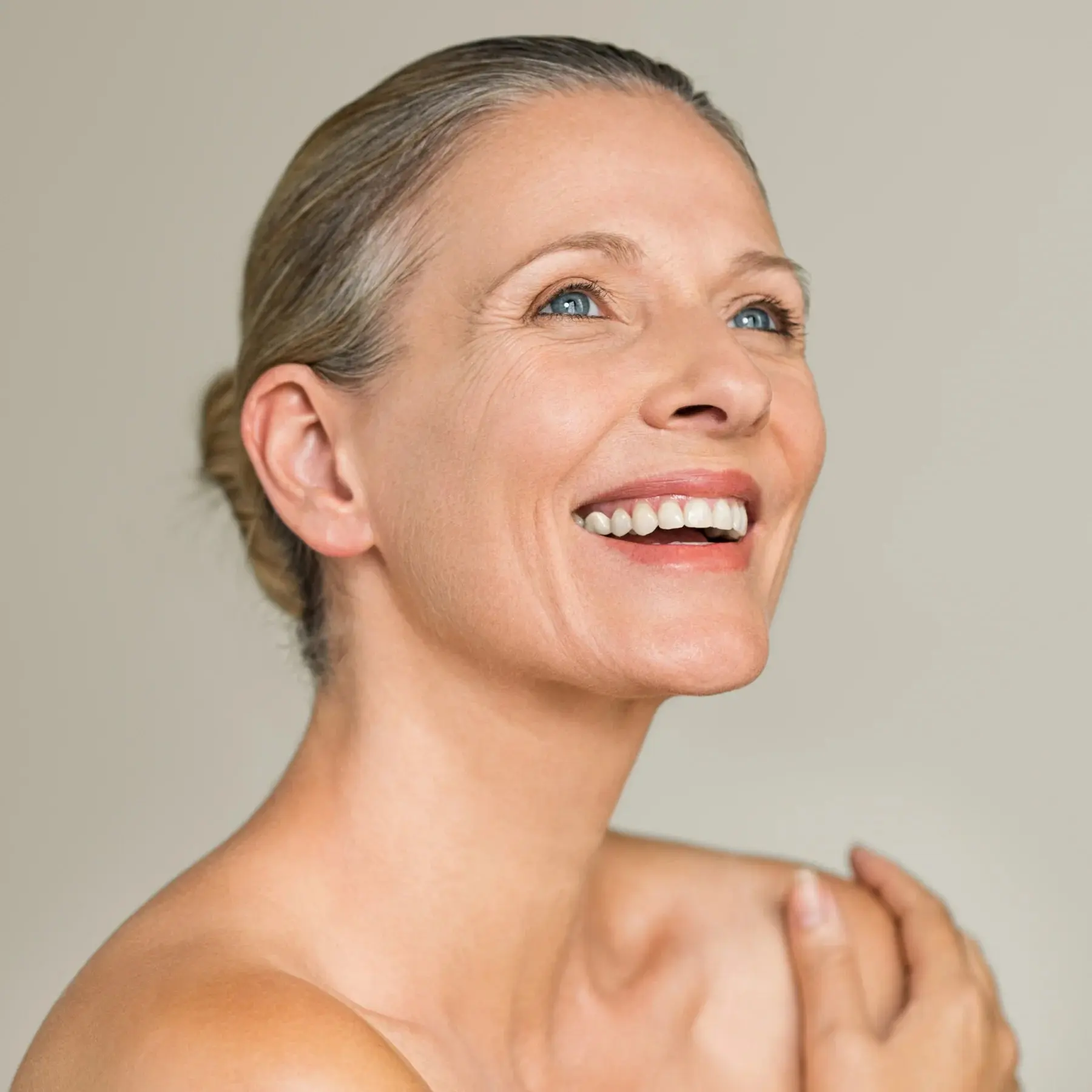 Overnight Renew Sleep Elixir Facial Serum - Image 5