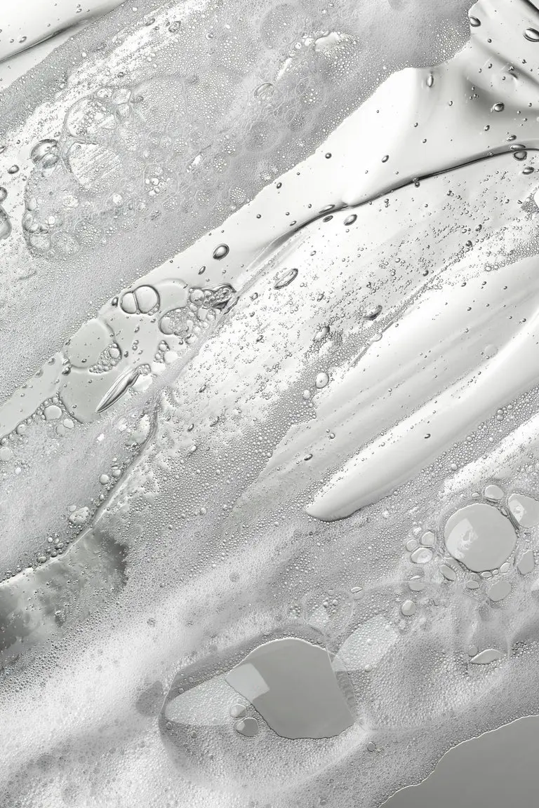L'HydraCleanse Rebalancing Gel Cleanser - Image 2