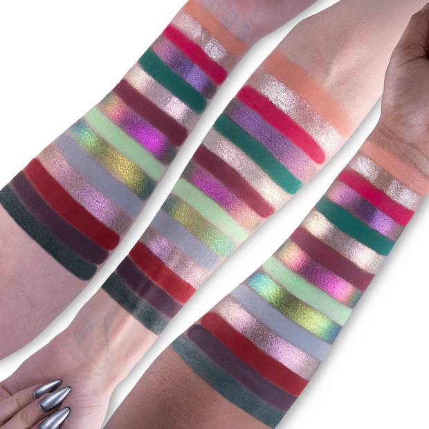Magnetic™ Pressed Powder Palette Serpentine - Image 2