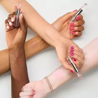 Meta Glow Colour Changing Lipstick - Image 6