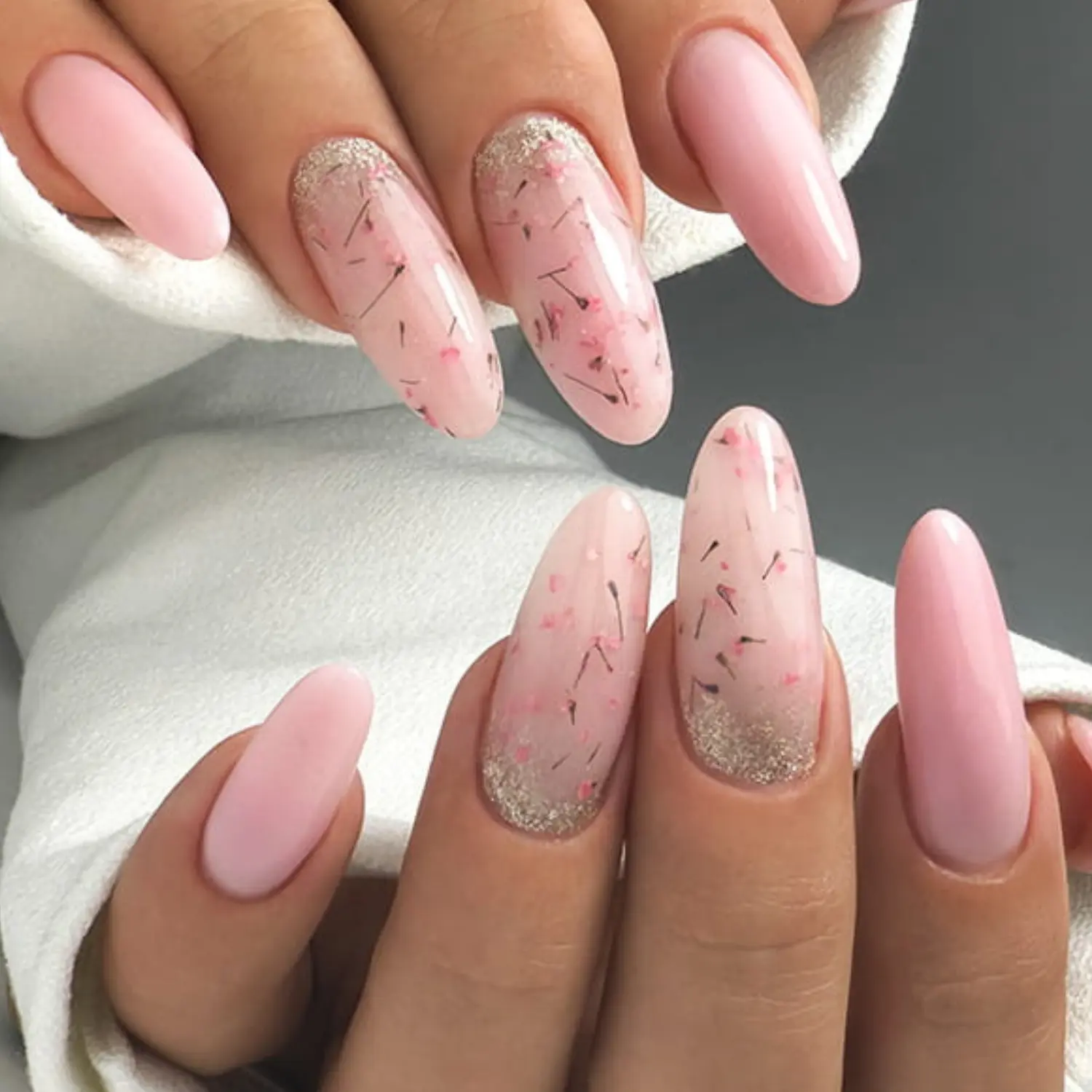Bloom Touch Builder Gel 03 - Image 2