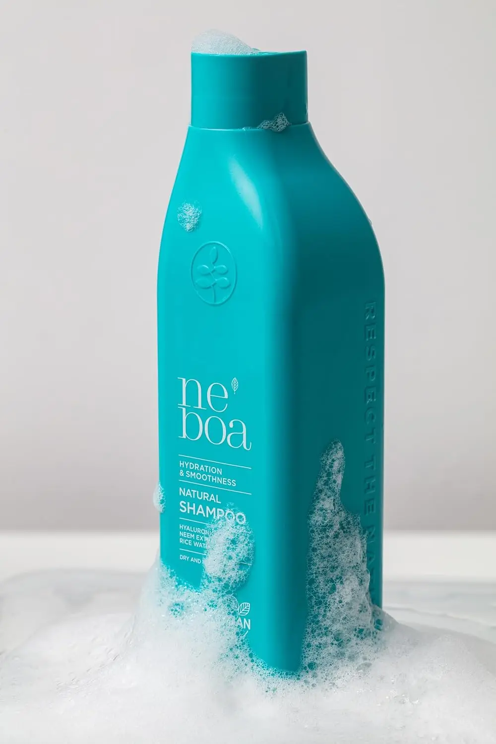 Hydrating & Smooth Shampoo - Image 2