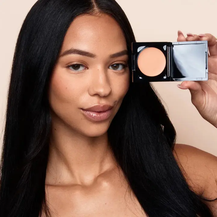 Under Eye Brightener Medium Nude - Image 3