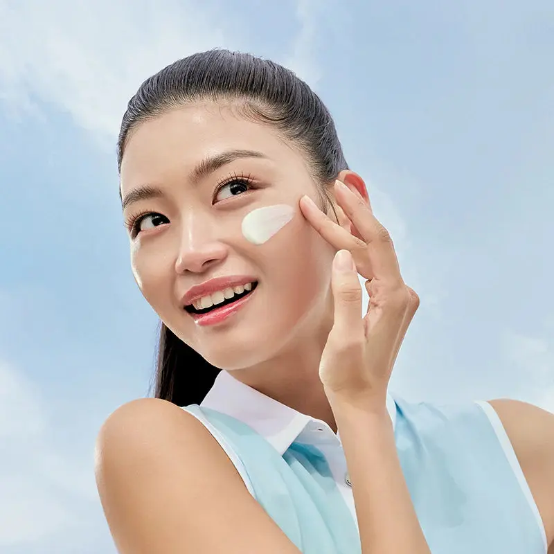 Daily Soft Touch Sunscreen SPF50+ - Image 2