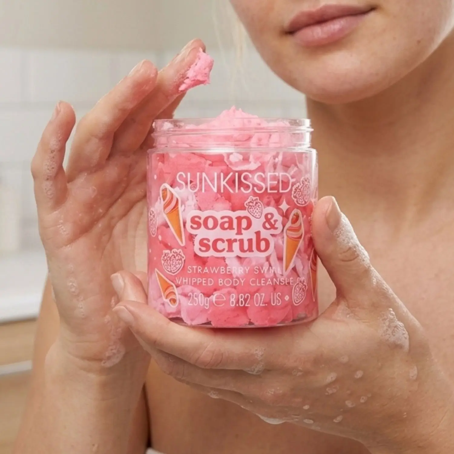Soap And Scrub Strawberry Swirl - Image 2